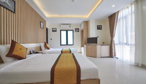 Deluxe Family Room