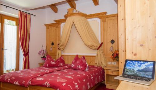 Double or Twin Room with Balcony
