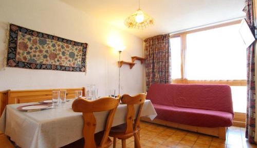 Apartment (4 Adults)