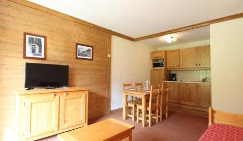 Apartment (4 Adults)