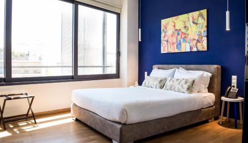 Suite with City View