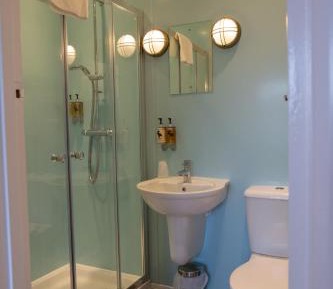 Classic Double with Shower Only Ensuite