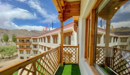 Deluxe Double Room with Balcony