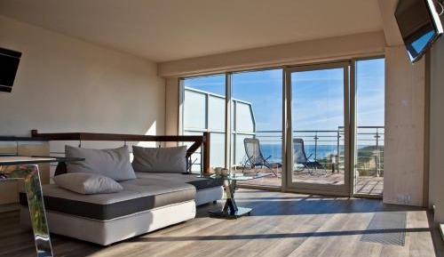 Apartment with Sea View