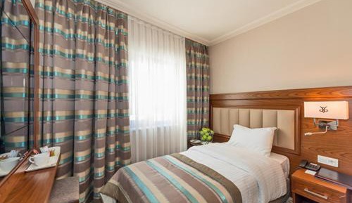 Deluxe Single Room