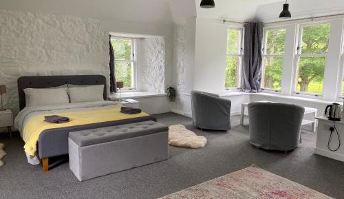 Deluxe Double Room with Shower