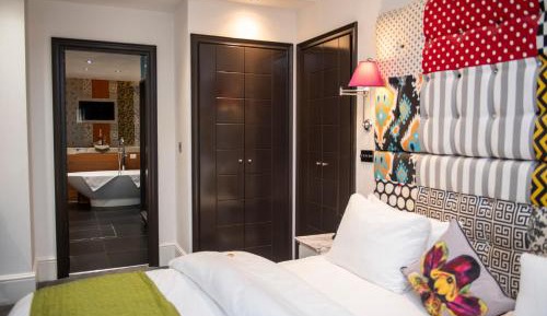 Squint Splash Suite