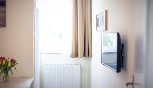 Small Single Room