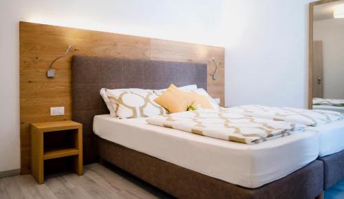 Large Double or Twin Room