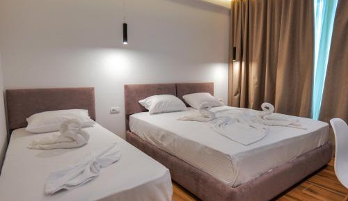Triple Room with Balcony