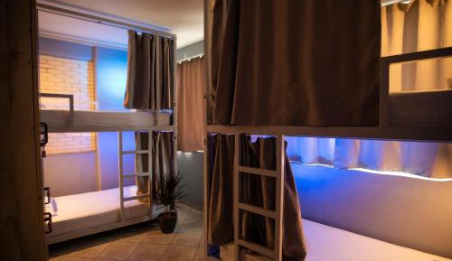 Bed in 4-Bed Mixed Dormitory Room