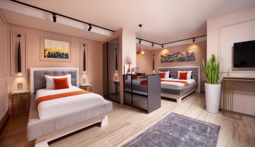 Deluxe Suite