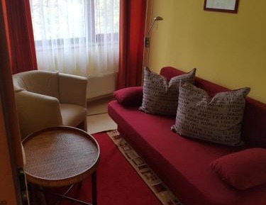 One-Bedroom Suite (dogs not allowed)