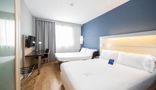 Standard Queen Room with Sofa Bed