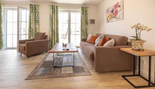 One-Bedroom Apartment with Terrace