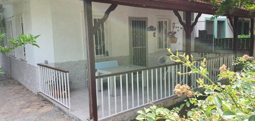 Apartment with Garden View