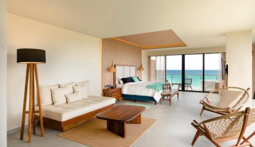 Premium Panorama Ocean Front