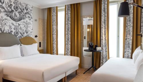 Superior Double or Twin Room with Balcony 