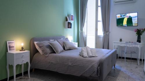 Double Room with Private External Bathroom