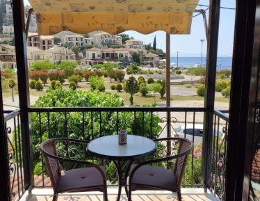 Double or Twin Room with Sea View