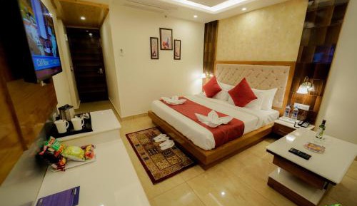 Deluxe Double Room with Balcony