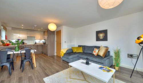 Apartment with Balcony