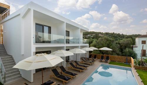 Double Room with Pool View