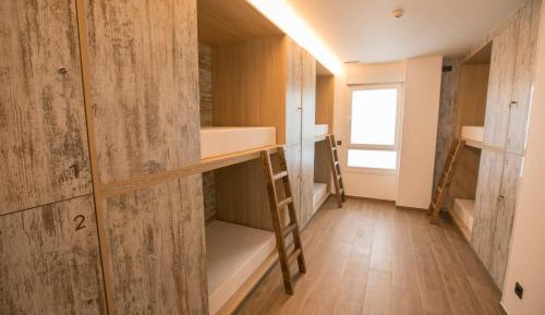 Bed in 6-Bed Mixed Dormitory Room