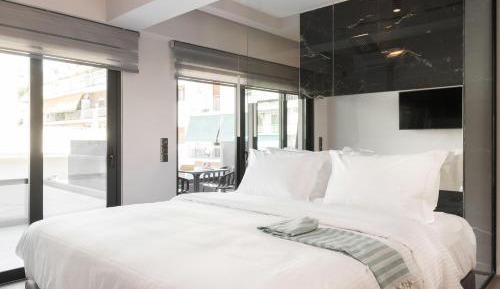 2-Bedroom Deluxe Apartment