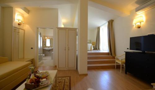 Prestige Suite
