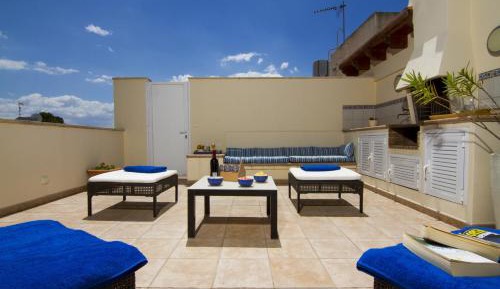 Three-Bedroom Superior Apartment