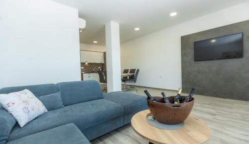Two-Bedroom Apartment with Terrace and Sea View