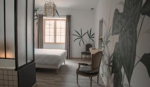 Double Room with Private Bathroom