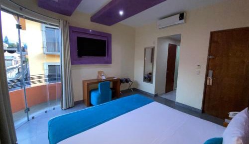 Superior King Room