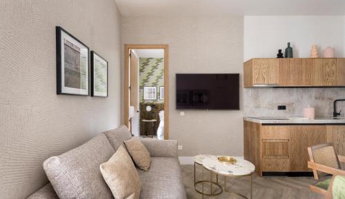 Superior Apartment