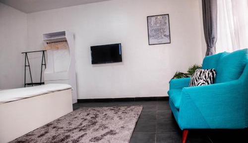 Deluxe Studio