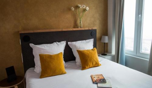 Queen Room