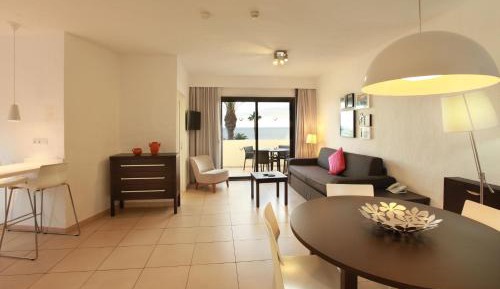 Two-Bedroom Apartment (3 Adults)