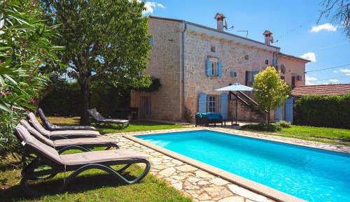 Five-Bedroom Holiday Home