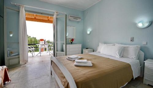 Studio with Sea View