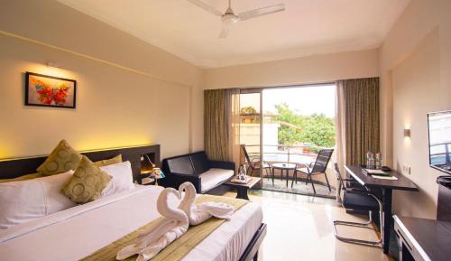 Deluxe Double Room with Balcony