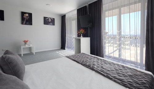 Junior Suite with Terrace