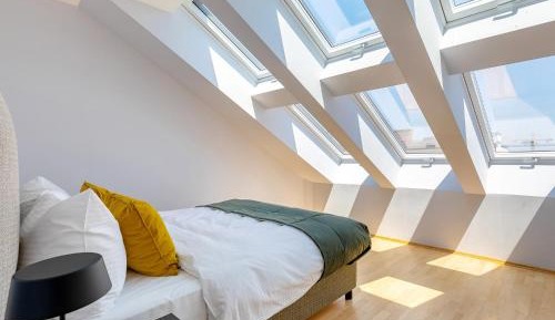 Extra Large 2 Bedroom Apartment with Terrace