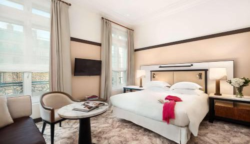 Premium King Room