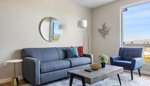 Apartment (Self Check-in with Virtual Front Desk)