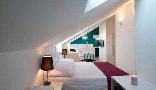 Studio Apartment