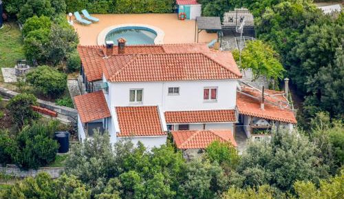 Standard Villa