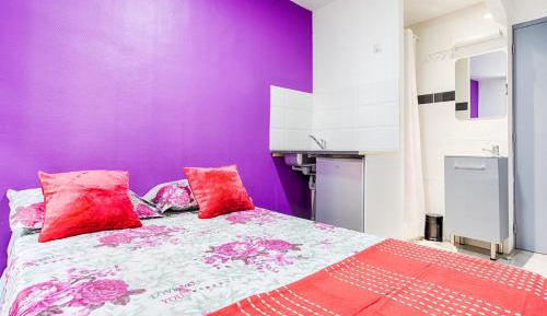 Double Room with Shared Toilet