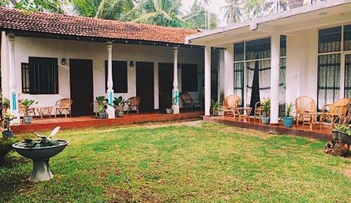 Standard Double or Twin Room with Garden View