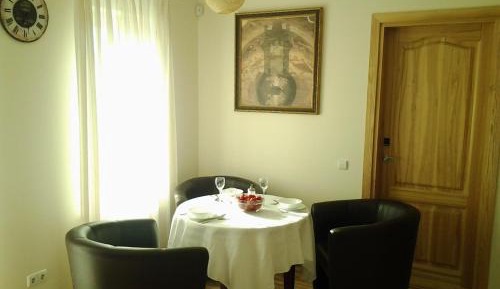 Basic Triple Room